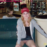 teen is flashing her pussy in a train