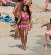 Fotos de Michelle Keegan en Bikini
