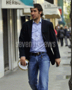 4bc85f63807095.gif