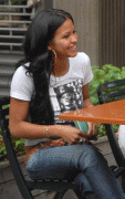 Cassie in jeans having lunch @ Bar Pitti restaurant with a friend on NY